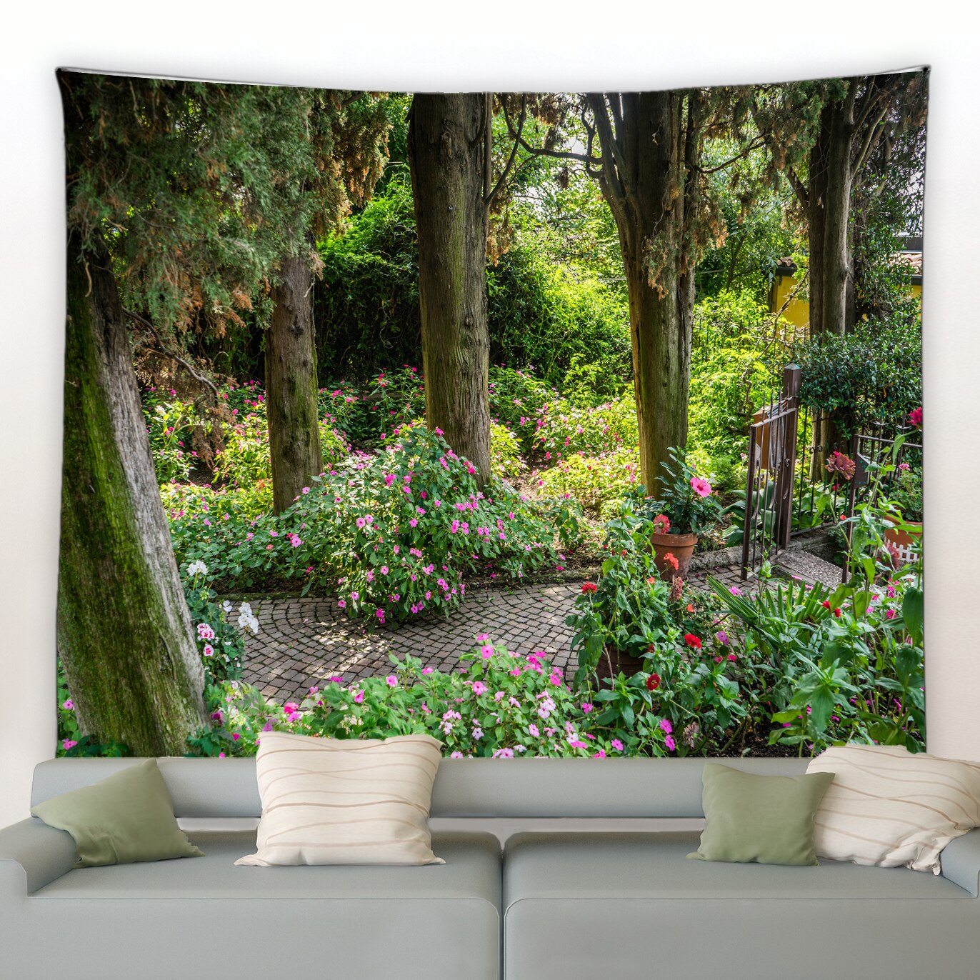 Woodland Flowers Garden Tapestry - Clover Online