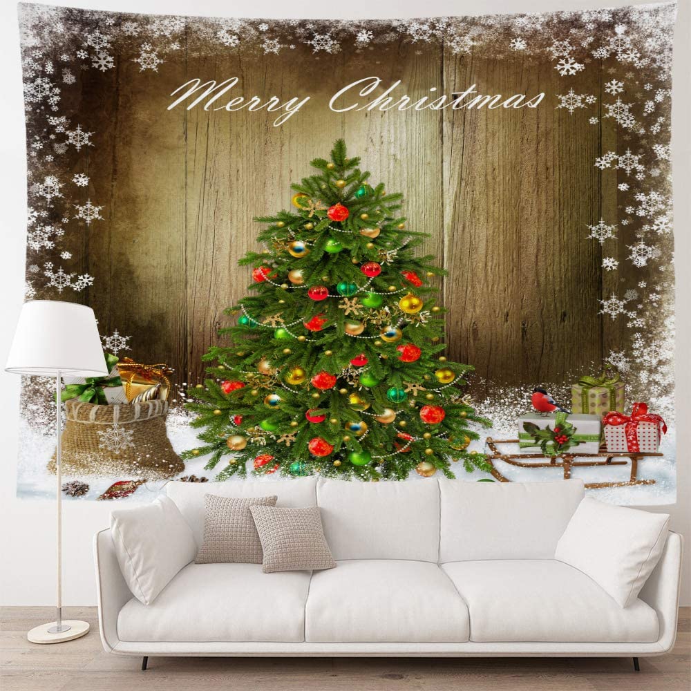 Merry Christmas Tree Garden Tapestry - Clover Online