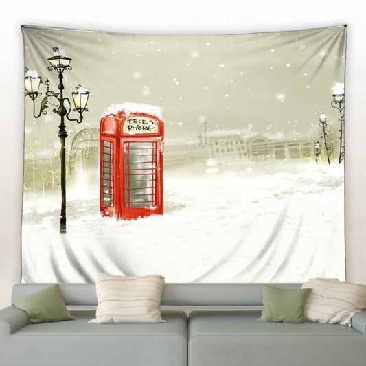 English Phone Box Winter Tapestry - Clover Online