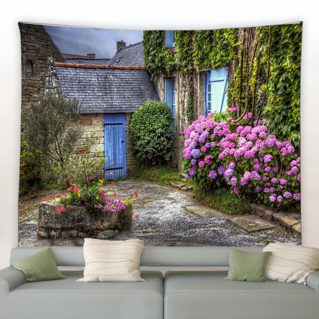 Farm House Style Garden Tapestry - Clover Online